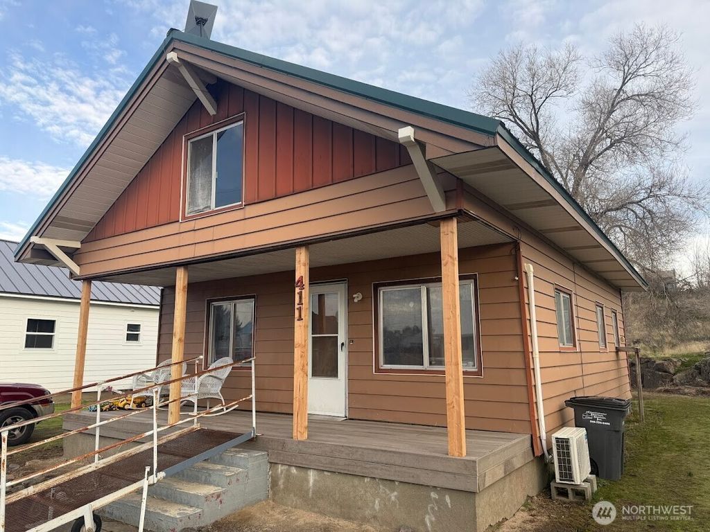 Photo of 411 S Divisioon Street, Odessa, WA 99155 (MLS # 2469283)