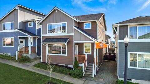 Photo of 1025 Banyan Street, Bremerton, WA 98310 (MLS # 2478146)