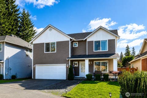 Photo of 29704 SE 217th pl se Pl, Kent, WA 98042 (MLS # 2559797)