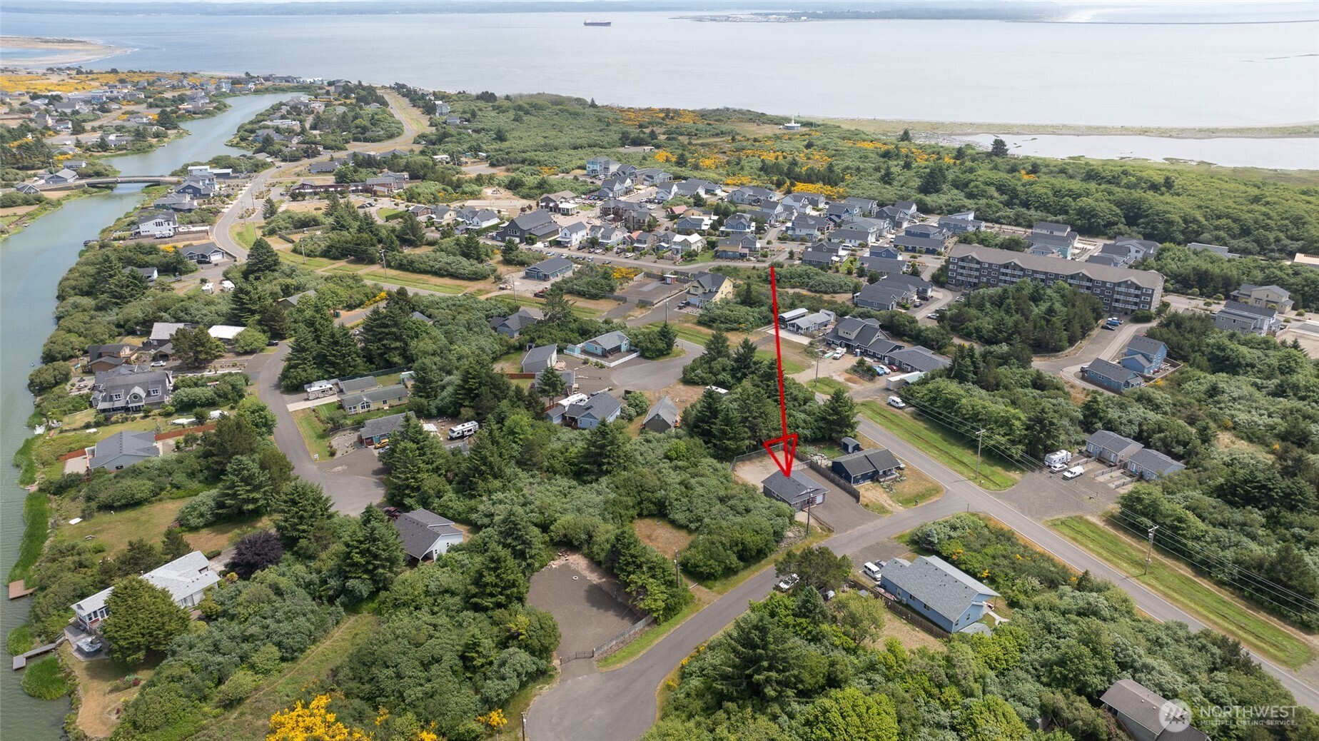 280 Captains Court SW
