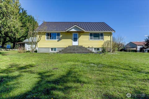 Photo of 43004 196th Avenue SE, Enumclaw, WA 98022 (MLS # 2492815)
