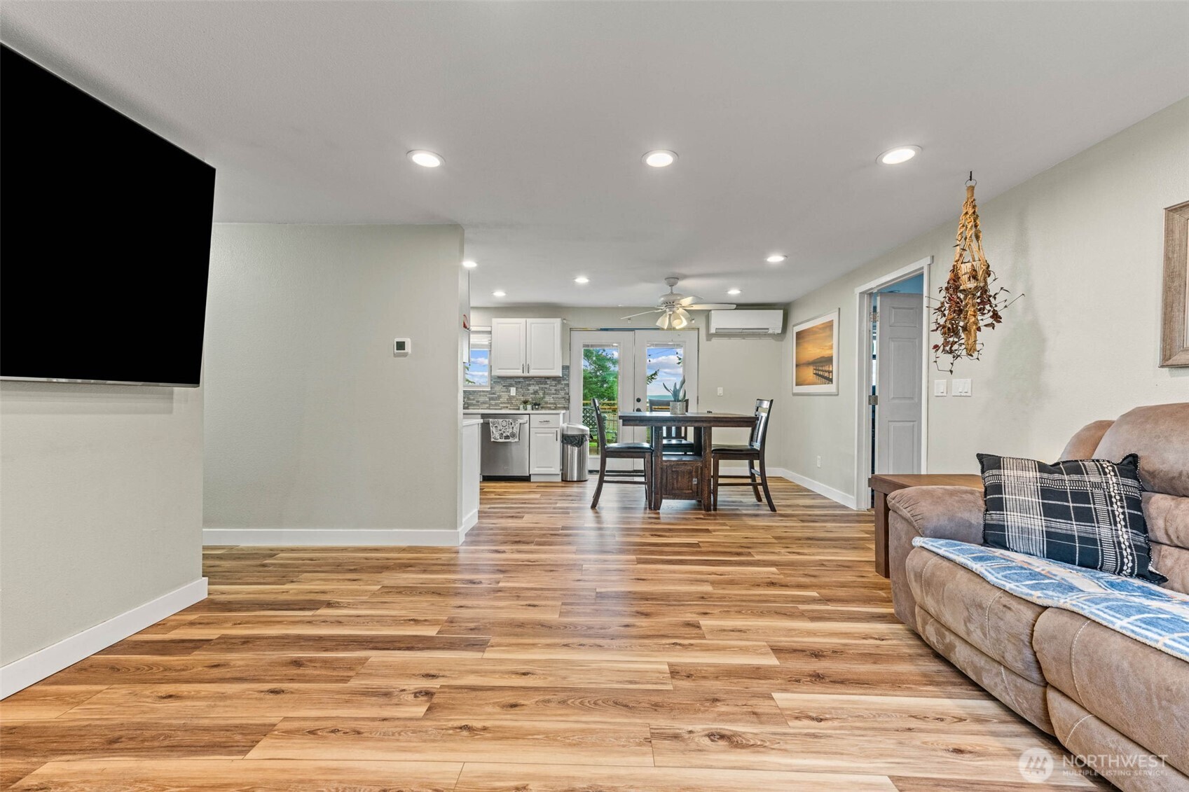 621 Crockett Lake Drive