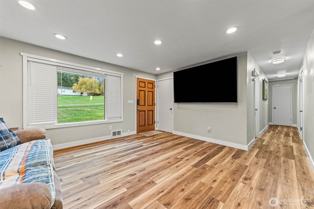 Photo of 621 Crockett Lake Drive, Coupeville, WA 98239 (MLS # 2486162)