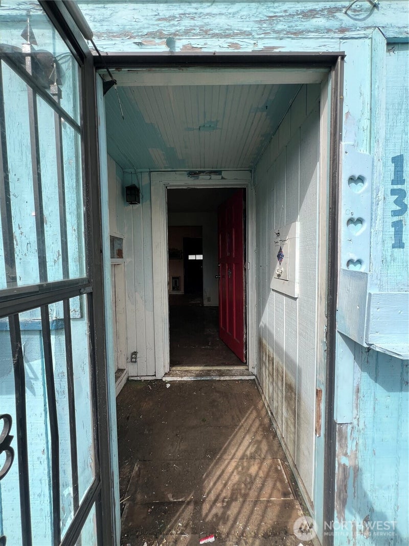 131 17th Avenue