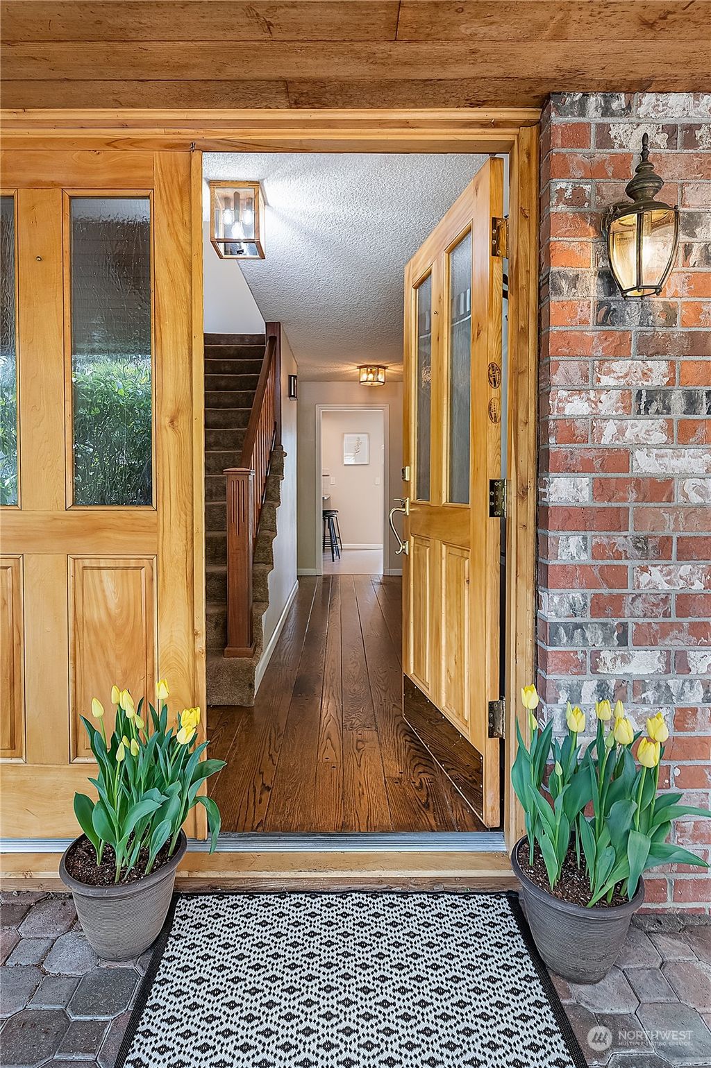 Photo of 19101 Kenlake Place NE, Kenmore, WA 98028 (MLS # 2044360)