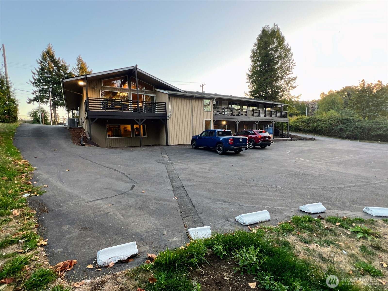 13470 Martin Luther King Jr Way S