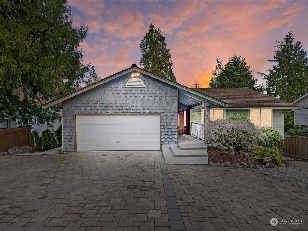 Photo of 16218 121st Avenue NE, Bothell, WA 98011 (MLS # 2210735)