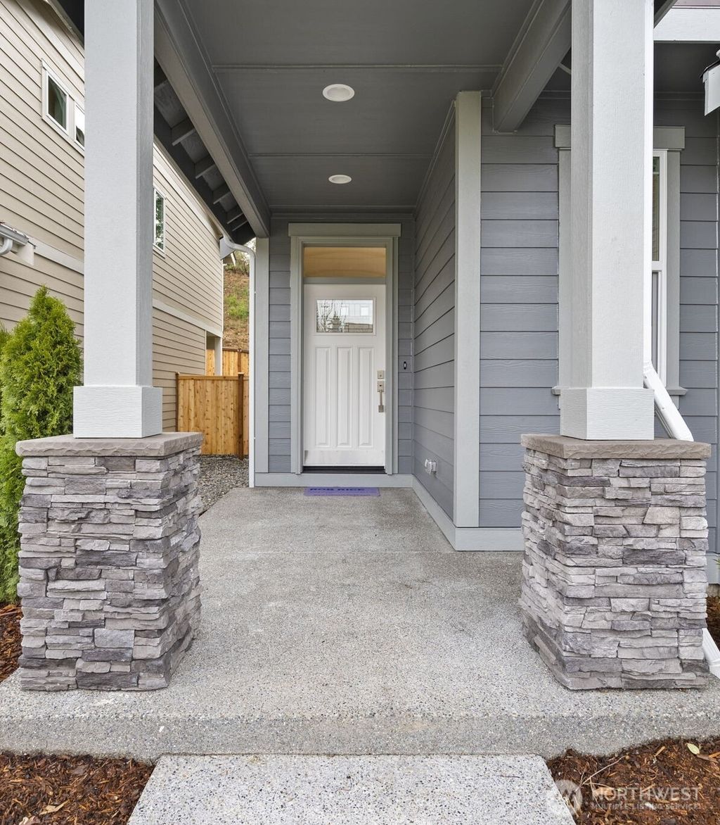 Photo of 9002 Wyatt Court SE, Tumwater, WA 98501 (MLS # 2543653)