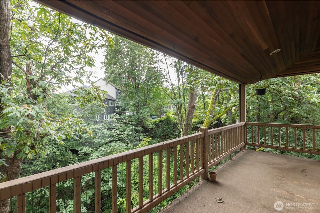 Photo of 4318 35th Avenue W, Seattle, WA 98199 (MLS # 2321234)