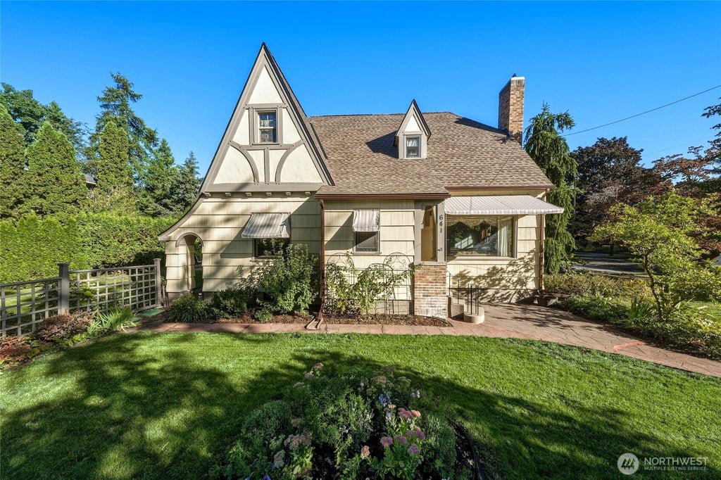 Photo of 641 University Street, Walla Walla, WA 99362 (MLS # 2591920)