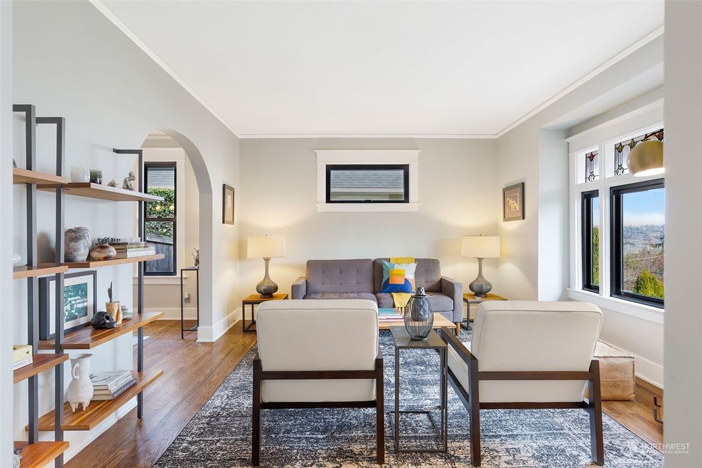 listing image 9367941872803186736