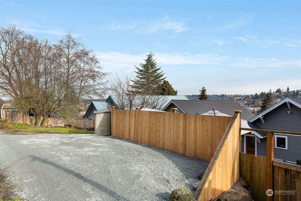 listing image 9369189674591067013