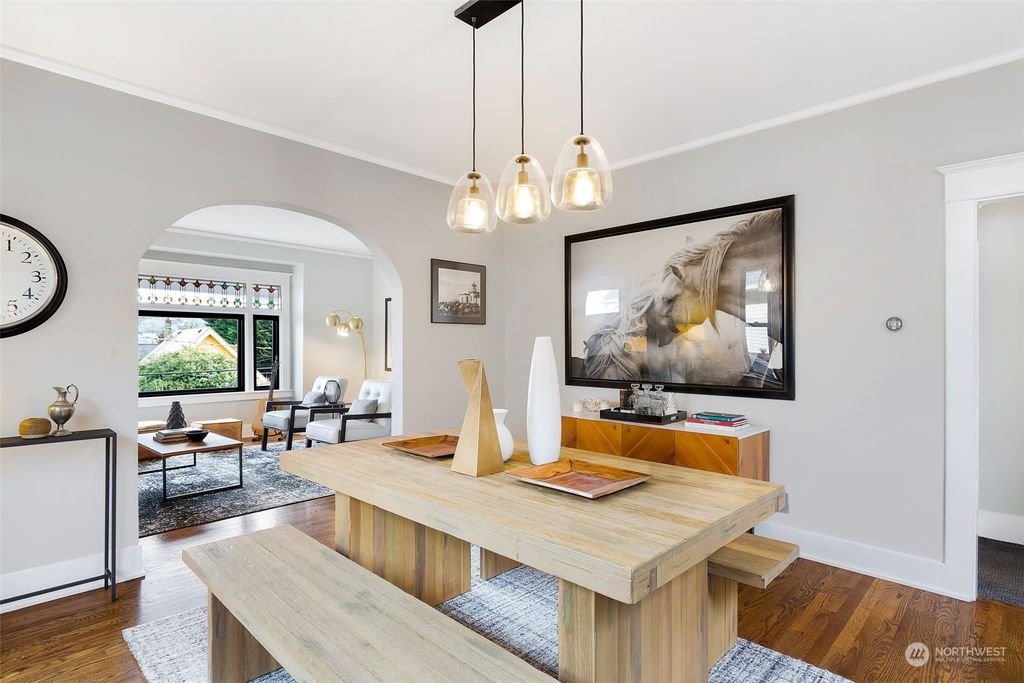 listing image 9367714599667189281