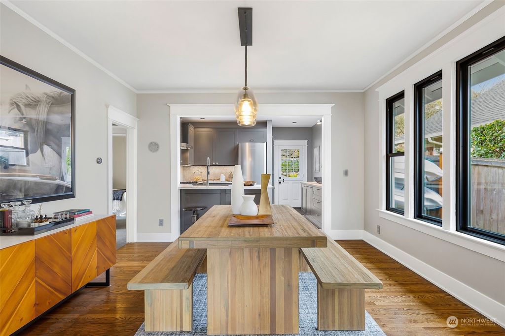listing image 9368507990923294251