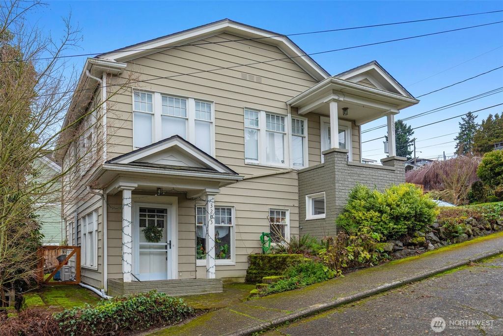 Photo of 3201 S Charles Street, Seattle, WA 98144 (MLS # 2478447)