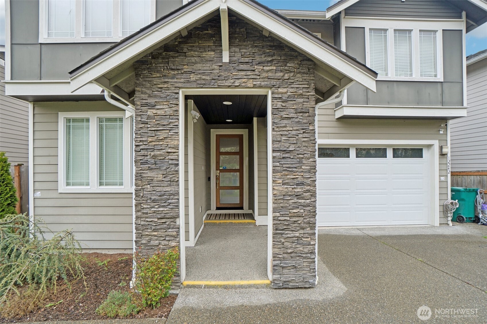 12242 SE 307th Place