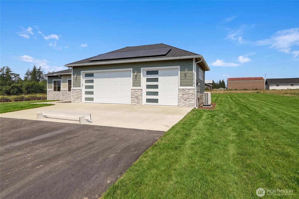 Photo of 27018 36th Avenue NW, Stanwood, WA 98292 (MLS # 2570434)