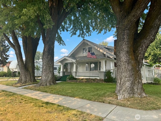 403 NW MAIN AVE, WILBUR, WA 99185 - Image dae43137e29508ec6ccbc577dc65de5c/1351260677
