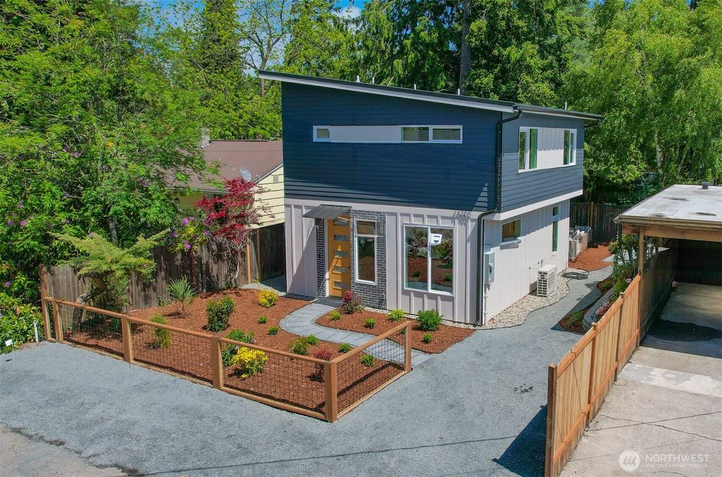 Photo of 14306 Dayton Avenue N, Seattle, WA 98133 (MLS # 2395707)