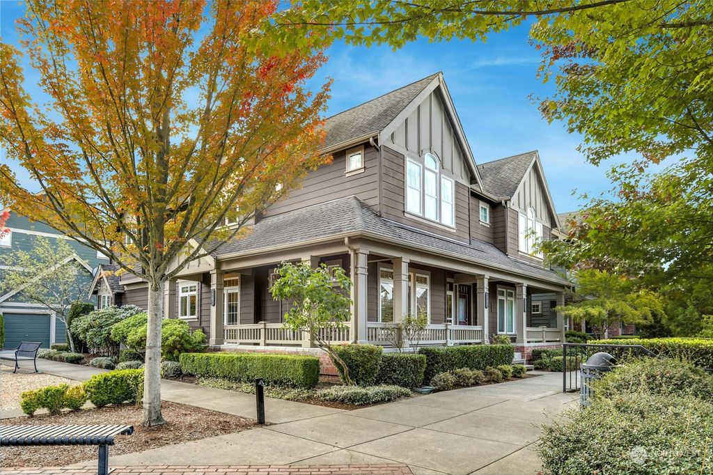Photo of 1797 11th Lane NE #1231, Issaquah, WA 98029 (MLS # 2295464)