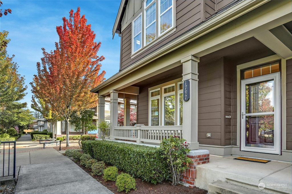 Photo of 1797 11th Lane NE #1231, Issaquah, WA 98029 (MLS # 2295464)