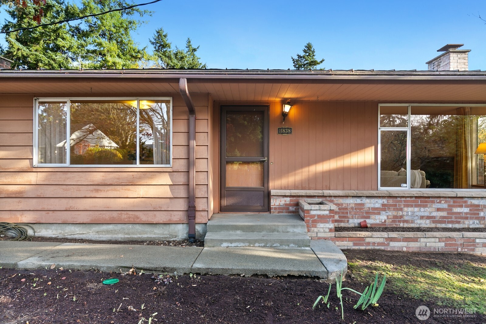 11838 18th Avenue SW