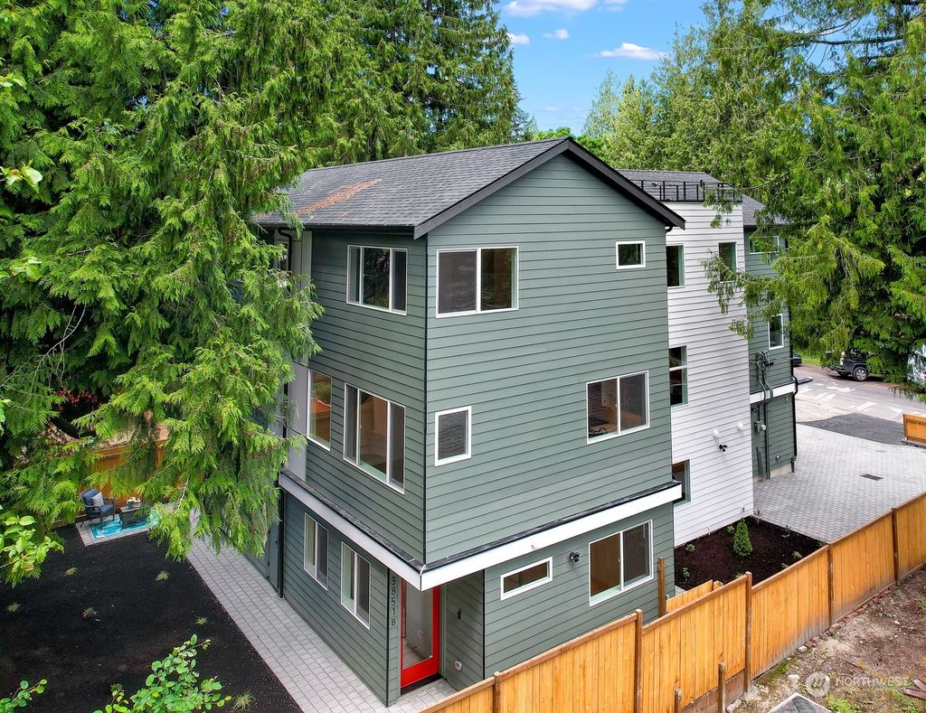 Photo of 3851 NE 88th Street #B, Seattle, WA 98115 (MLS # 2305761)