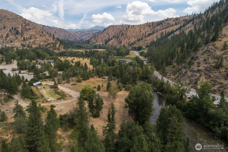 372 Mad Ranch Lane