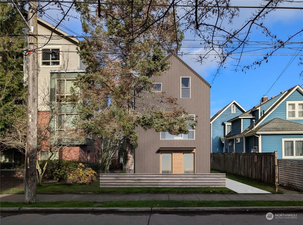 Photo of 18 W Dravus Street, Seattle, WA 98119 (MLS # 2317293)