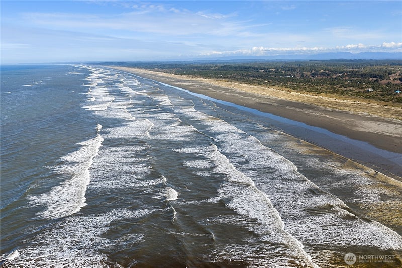 76 Dunes Lane