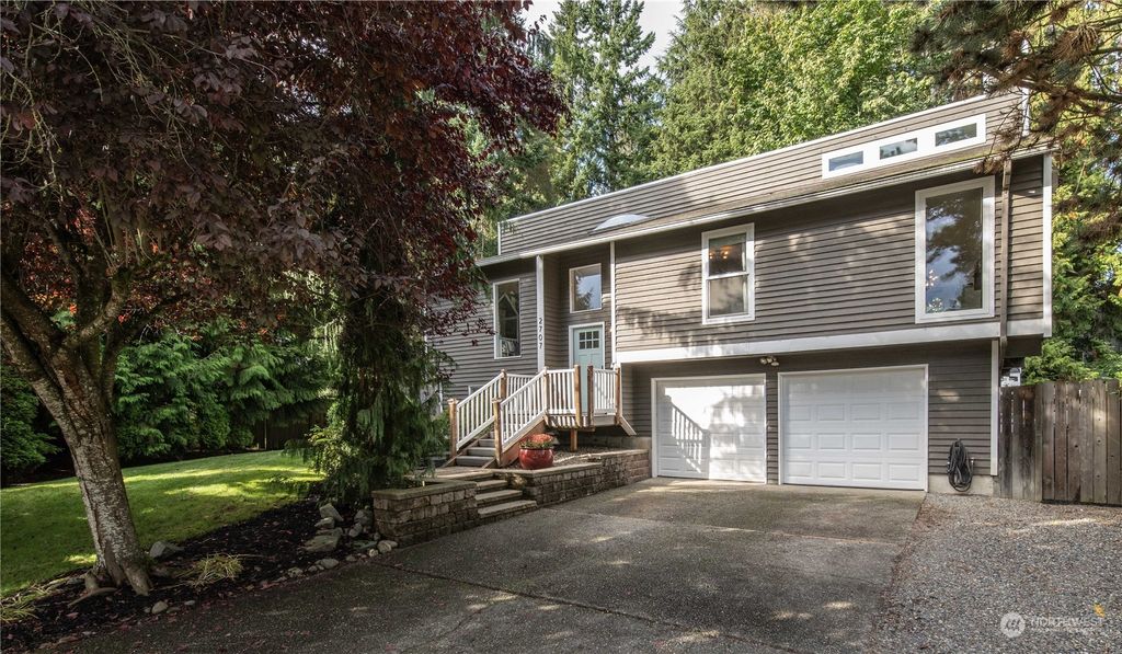 Photo of 2707 164th Place SE, Bothell, WA 98012 (MLS # 2166420)