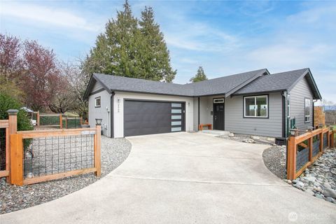 Photo of 2068 Bakerscape Court, Ferndale, WA 98248 (MLS # 2486083)