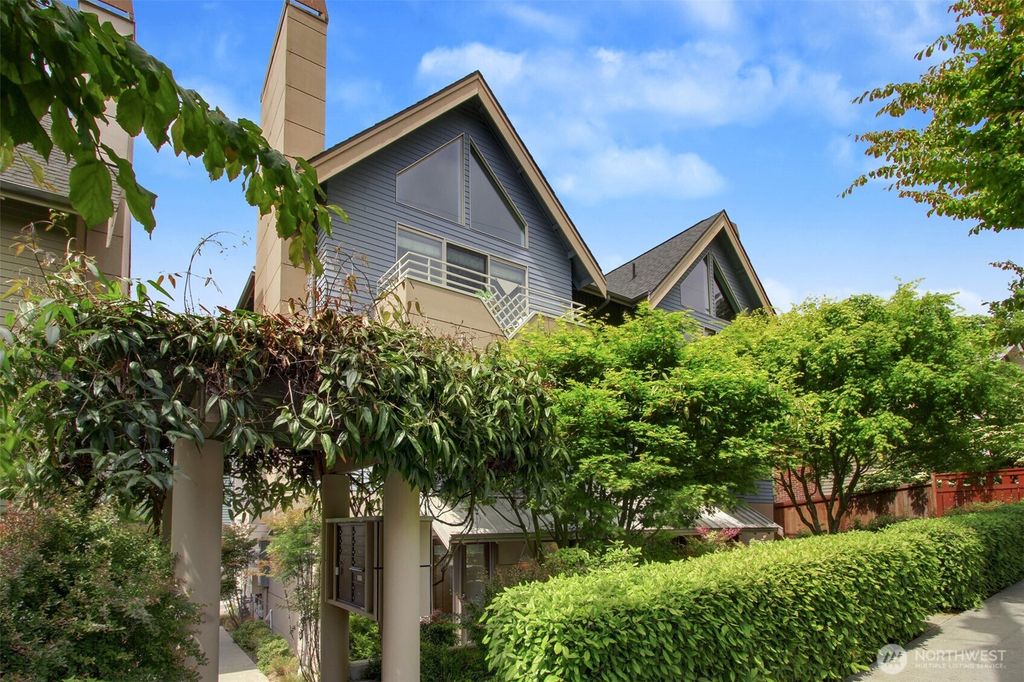 Photo of 3829 A Interlake Ave N Ave, Seattle, WA 98103 (MLS # 2376069)