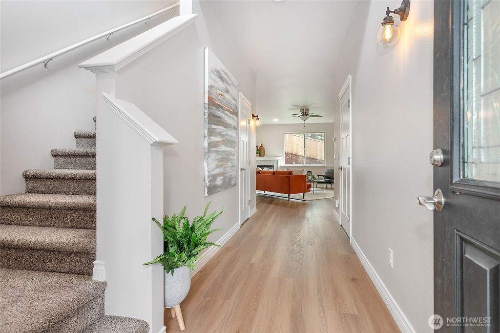 Photo of 4268 Stonecrest Court, Bellingham, WA 98226 (MLS # 2499578)