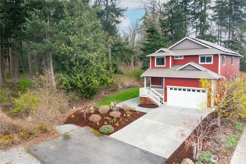 Photo of 4268 Stonecrest Court, Bellingham, WA 98226 (MLS # 2499578)