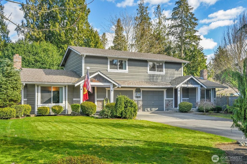 Photo of 10119 33rd Avenue SE, Everett, WA 98208 (MLS # 2343172)