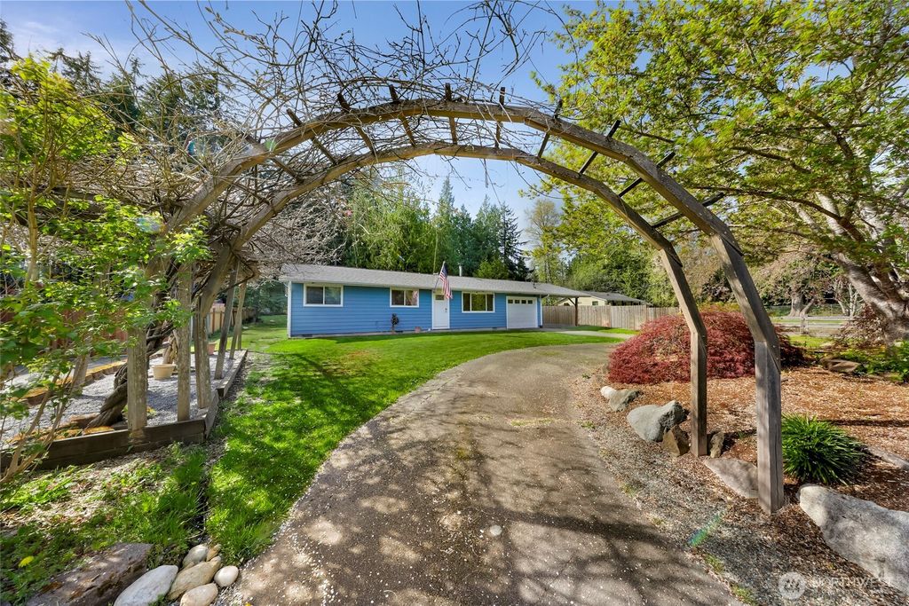 Photo of 21604 99th Avenue SE, Snohomish, WA 98296 (MLS # 2357879)