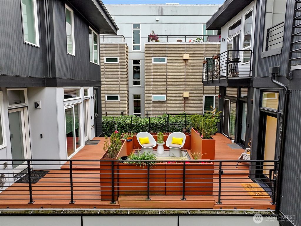 Photo of 609 15th Avenue E, Seattle, WA 98112 (MLS # 2437517)