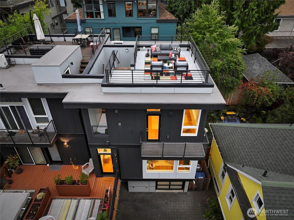 Photo of 609 15th Avenue E, Seattle, WA 98112 (MLS # 2437517)