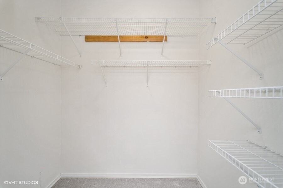 Issaquah, Washington 98029, United States, 2 Bedrooms Bedrooms, ,2 BathroomsBathrooms,Residential,Active,207353