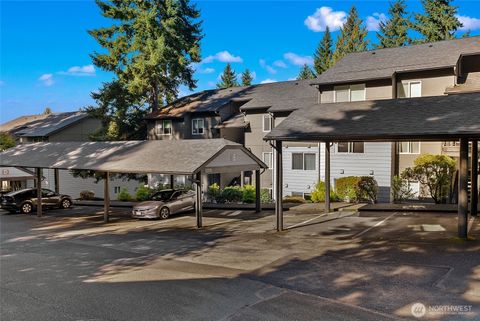 Photo of 12719 NE 116th Street #E302, Kirkland, WA 98034 (MLS # 2440851)