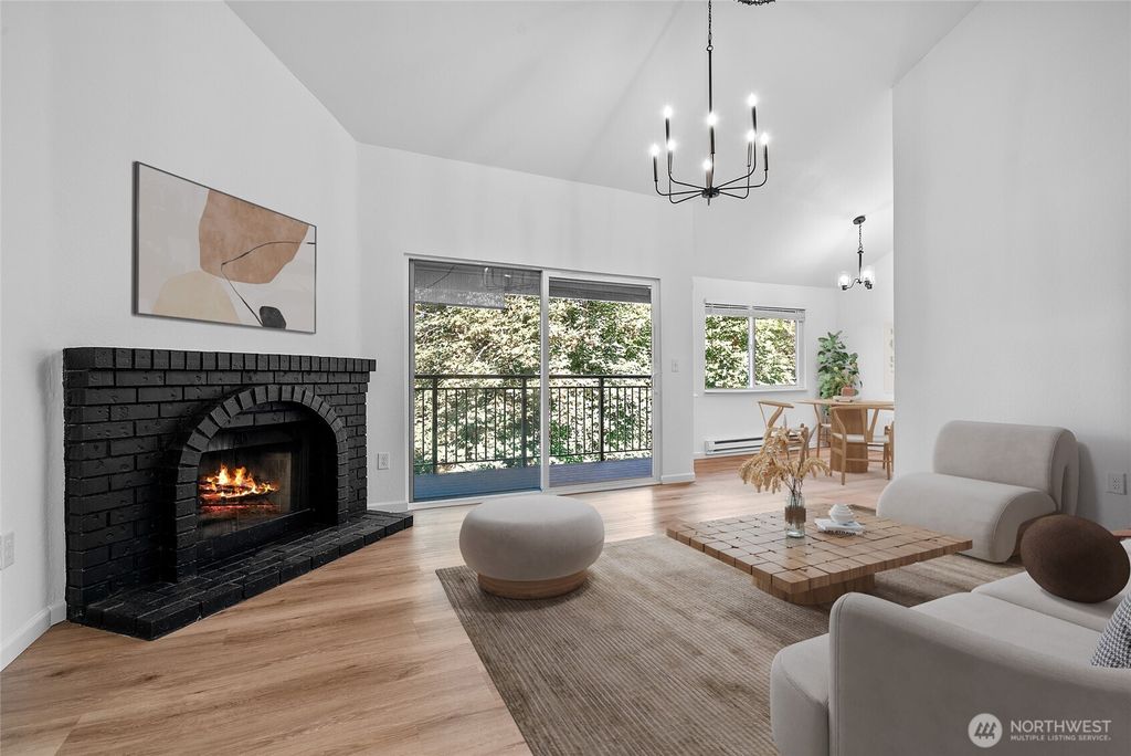 Photo of 12719 NE 116th Street #E302, Kirkland, WA 98034 (MLS # 2440851)