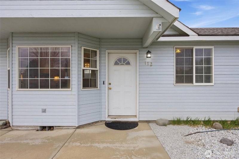 112 W Belmont Avenue