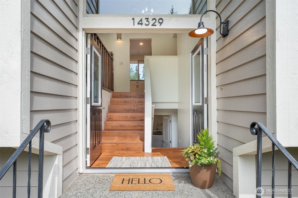 Photo of 14329 43rd Avenue W, Lynnwood, WA 98087 (MLS # 2510410)