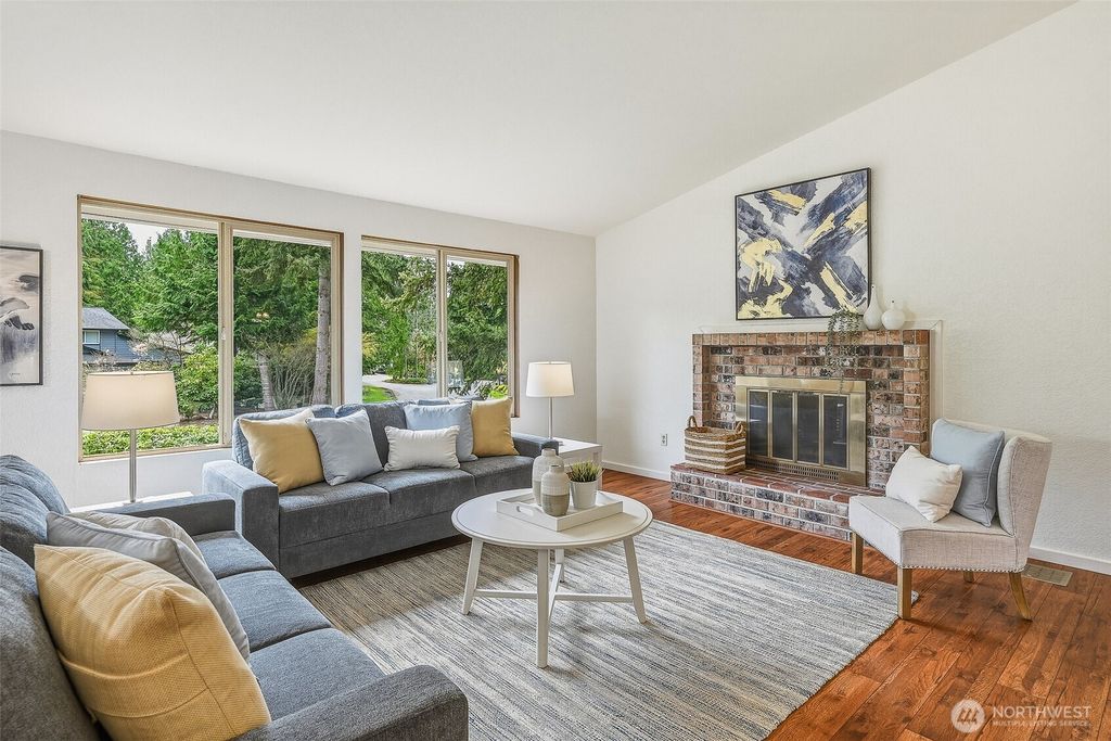 Photo of 14329 43rd Avenue W, Lynnwood, WA 98087 (MLS # 2510410)