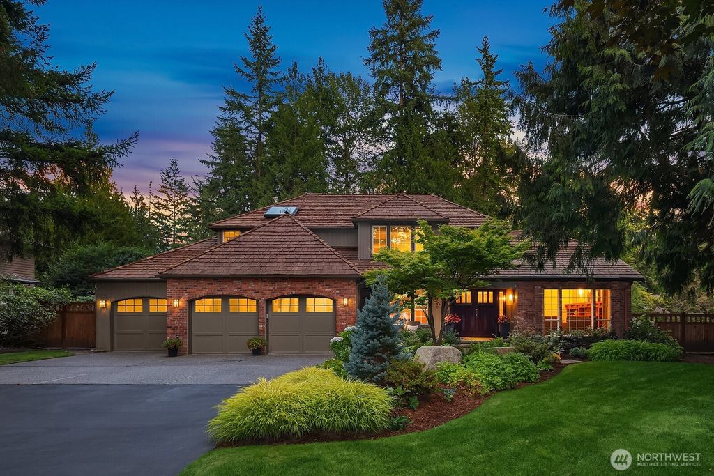 Photo of 2640 262nd Place SE, Sammamish, WA 98075 (MLS # 2418323)