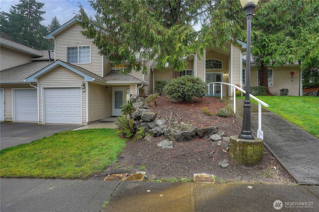Photo of 1971 S 368th Place #902, Federal Way, WA 98003 (MLS # 2467830)