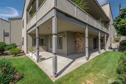 Photo of 225 NE 19th Street #31, East Wenatchee, WA 98802 (MLS # 2515456)