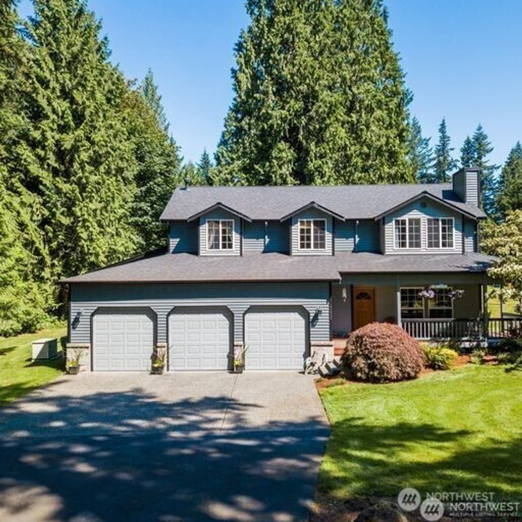 Photo of 12629 238th Street SE, Snohomish, WA 98296 (MLS # 2366766)