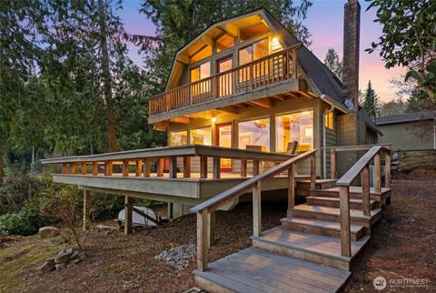 Photo of 231 NW Lake Roesiger Road, Snohomish, WA 98290 (MLS # 2506121)